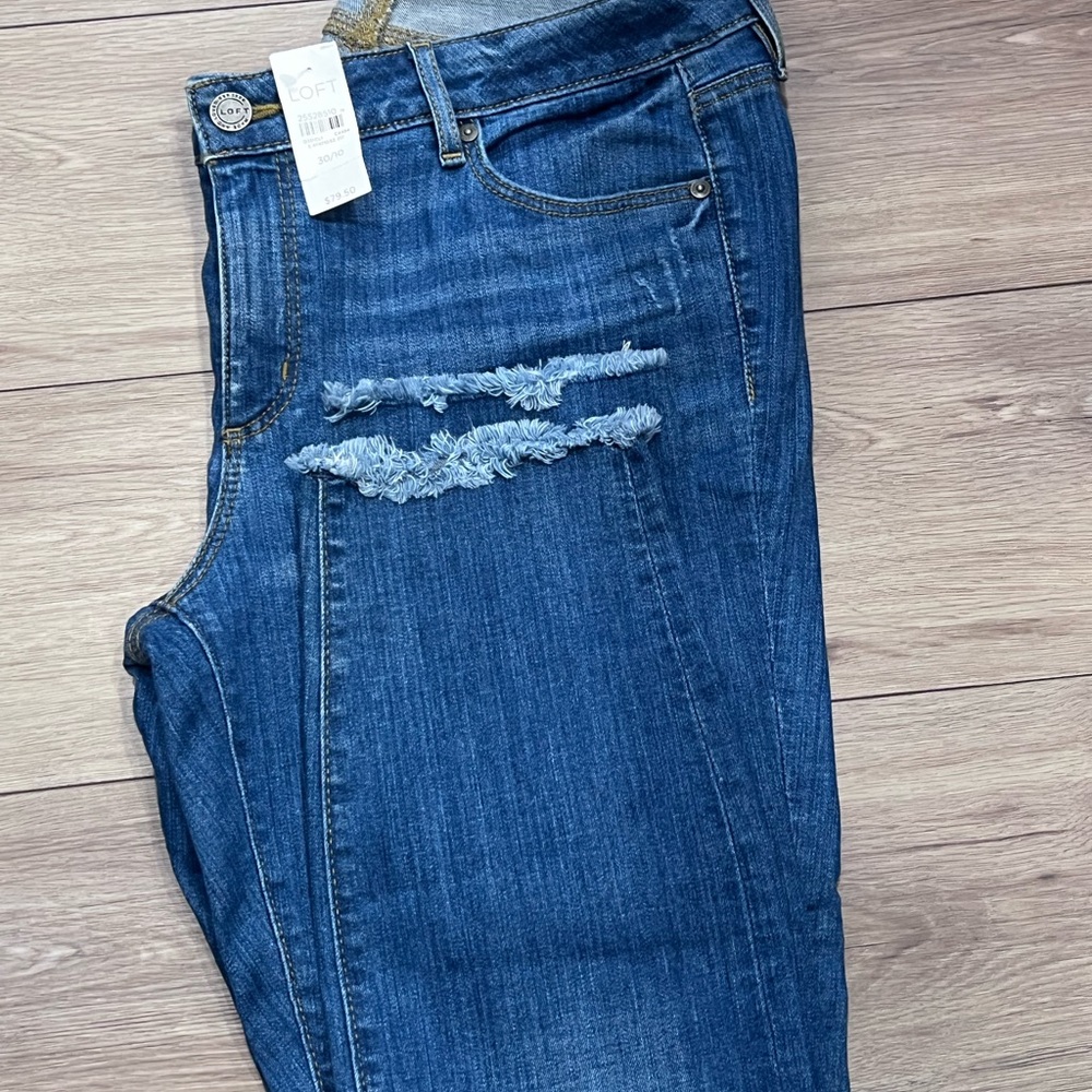 LOFT Women's Blue Distressed Boyfriend Jeans Curvy Skinny , Size 30/10